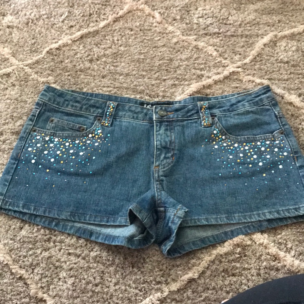 Help jean Shorts